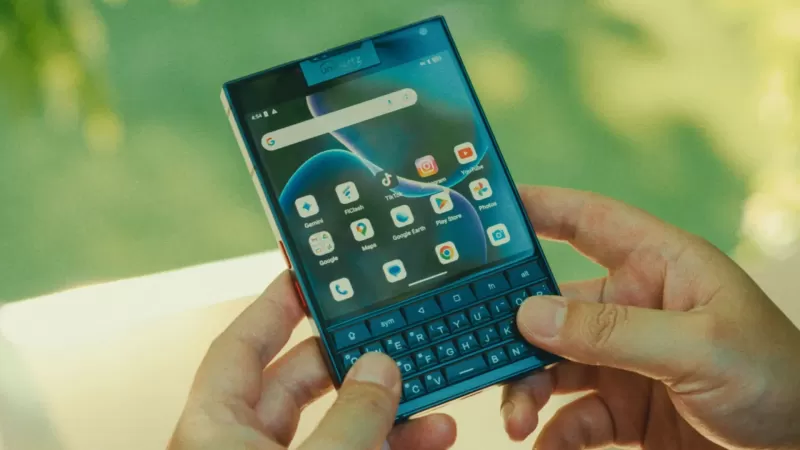 Unihertz Titan 2: уникальный кнопочный смартфон с Android 15