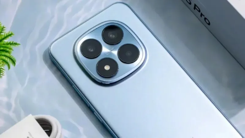 POCO X8 Pro OLED-дисплей 1,5K с частотой 144 Гц, аккумулятор 9000 мА·ч и защита IP68IP69