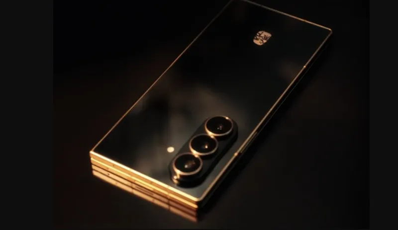 Samsung W26: стекло, золотая рамка и эксклюзивные аксессуары для коллекционеров