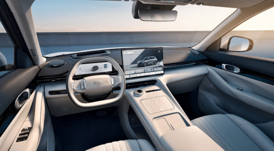 Geely Galaxy E5