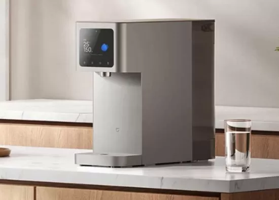 Xiaomi представила Mijia Desktop Water Purifier: охлаждение, нагрев и очистка в одном устройстве