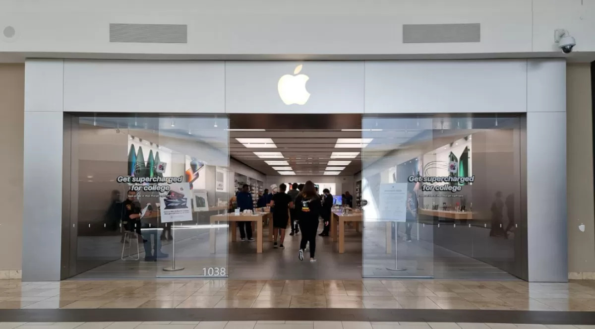Apple изменила гарантийную политику: тонкие трещины на дисплеях iPhone и Apple Watch теперь подлежат платному ремонту